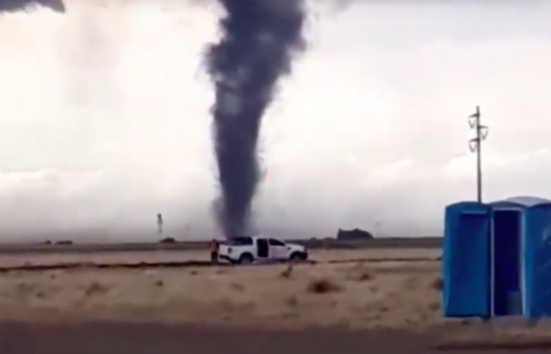 Impresionante tornado a 50 kilmetros de Baha Blanca